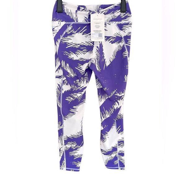 Fabletics High-Waisted Leggings Printed
PureLuxe 7/8 Size M Paradiso - Picture 6 of 7